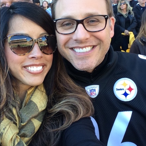 Meet your Posher, Christine! - Picture 4 of 7